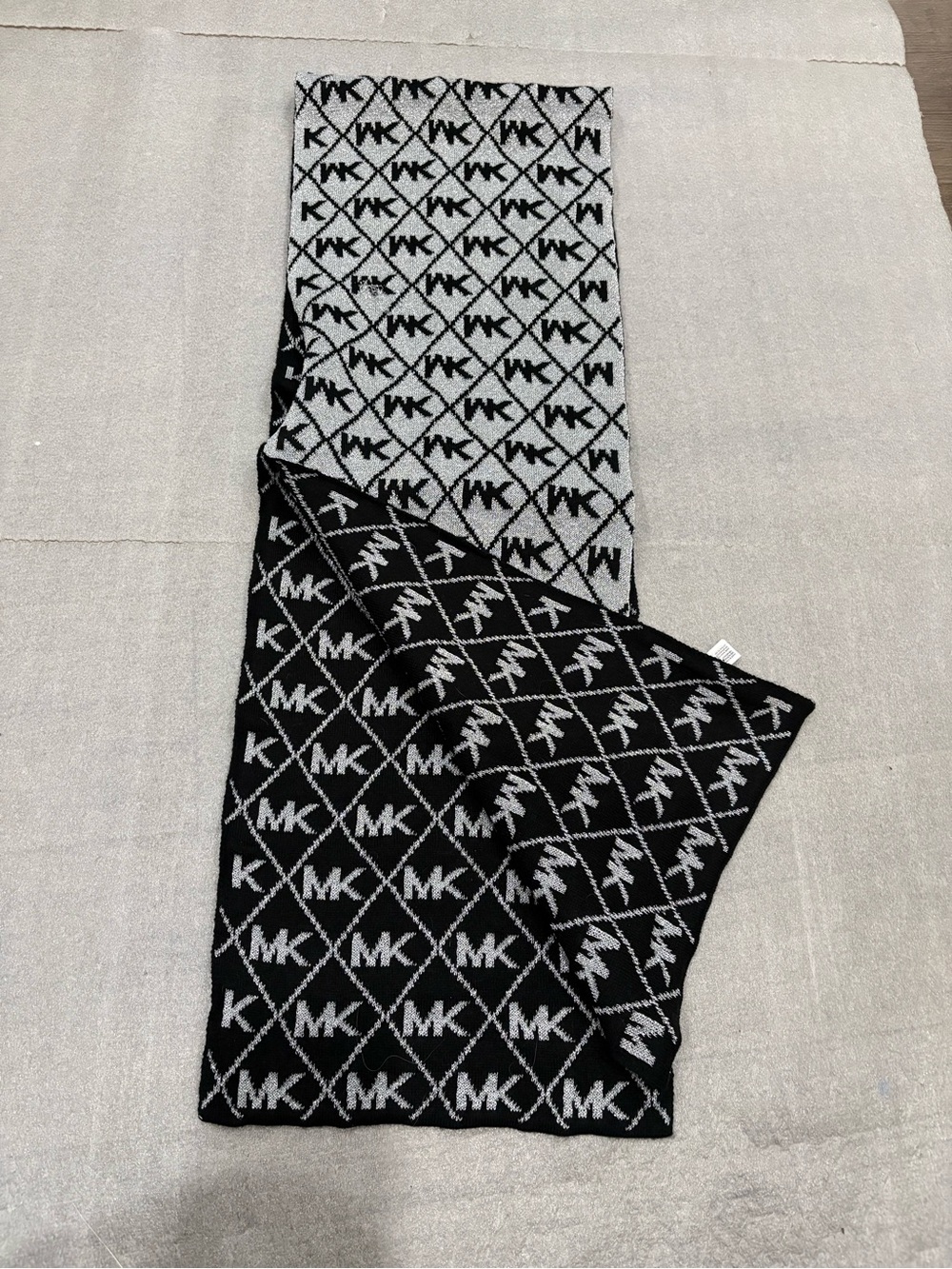 Michael Kors Monogram Black White Metallic Logo Knit Scarf Y2K Acrylic